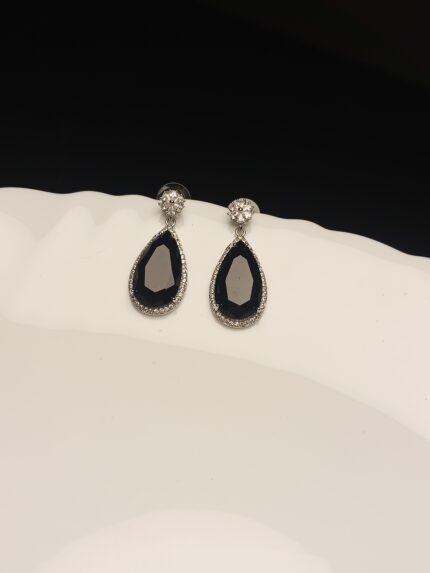 Elegant Black Teardrop Dangle Earrings with Zircon Accent