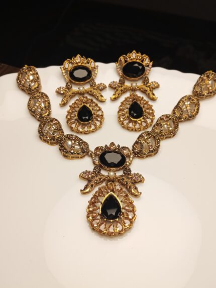 Regal Black Kundan & Gold Choker Set | Traditional Jewelry